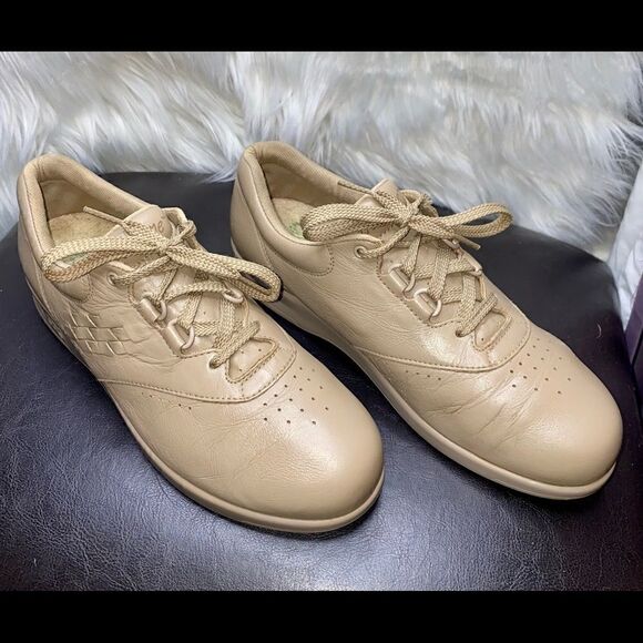 SAS Free Time Mocha Tan Walking Oxfords Comfort Shoes Women's Size 7.5N - Picture 1 of 10
